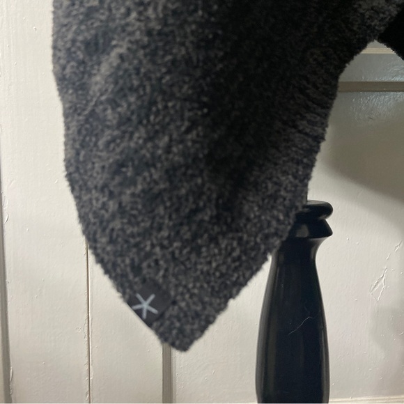 Barefoot Dreams Cozy Chic One Size Plus Asymmetrical Poncho - Picture 10 of 14